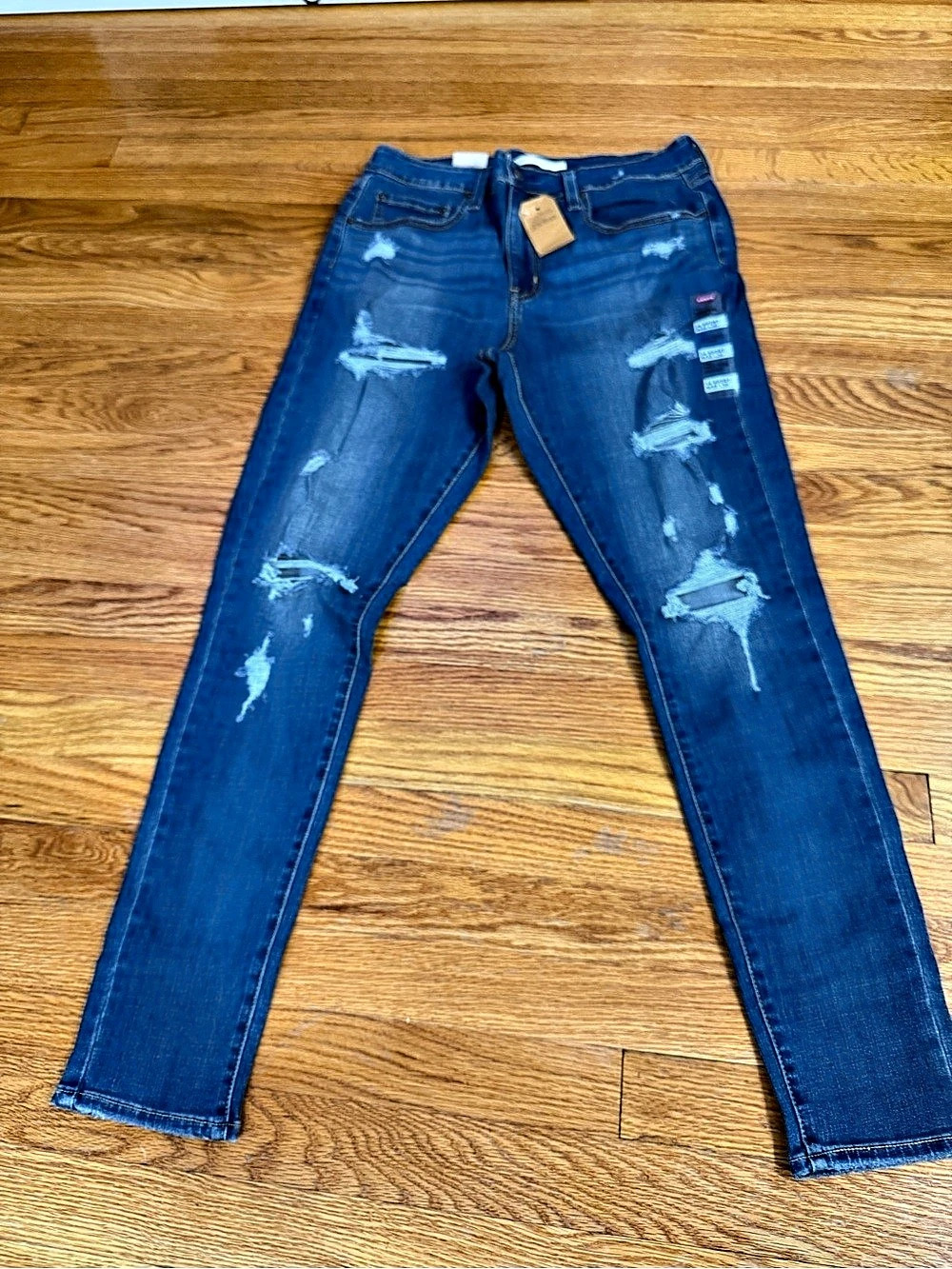 Levi's 721 High Rise Skinny Jeans in Blue Waist 32 x 30 NWT